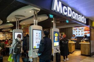Türkiye’nin İlk McDonald’s Dijital Sipariş Ekranları | HORECA TREND